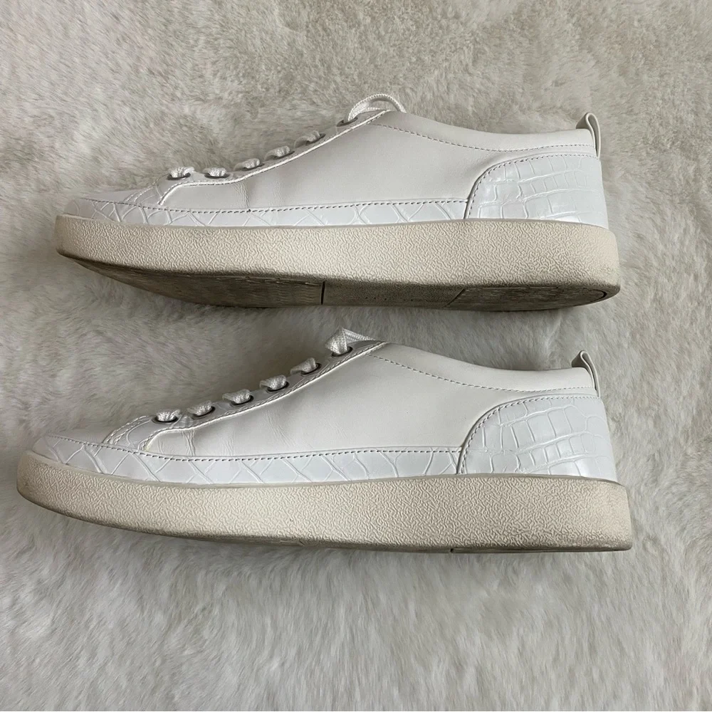 VIONIC Winny White Leather Croc-Embossed Comfort Sneakers | 6.5 - Picture 3 of 9